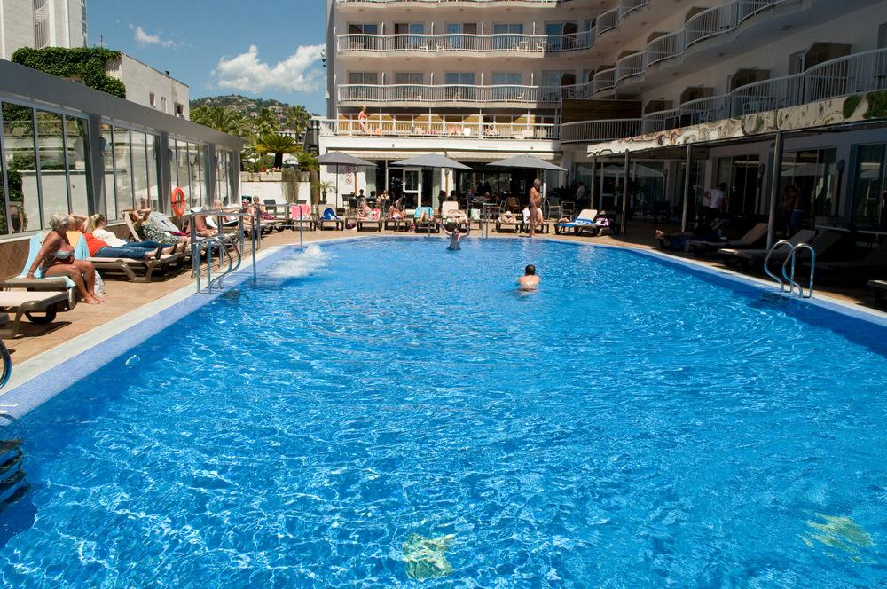 Hotel Helios Lloret Lloret de Mar Esterno foto
