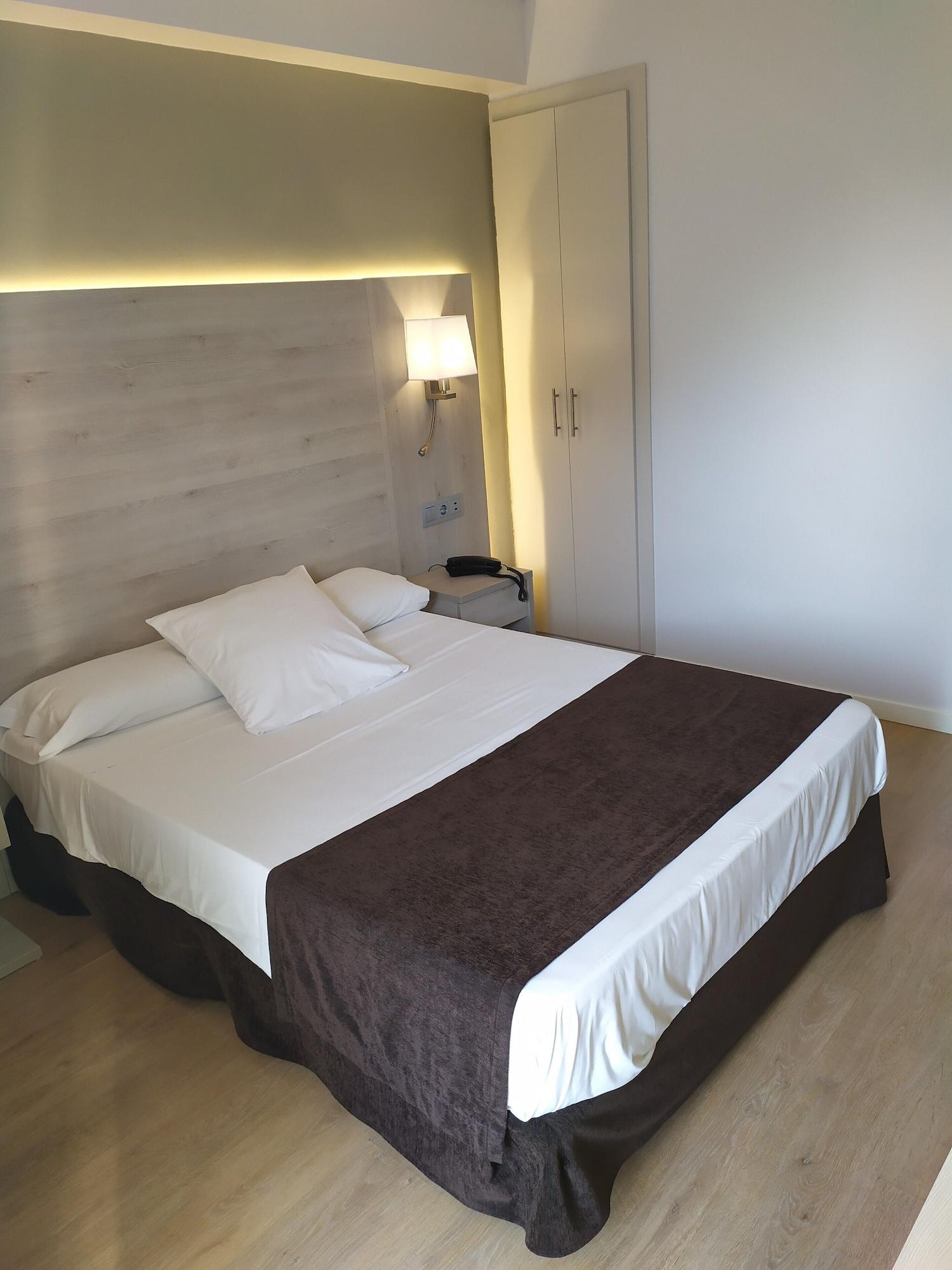 Hotel Helios Lloret Lloret de Mar Esterno foto