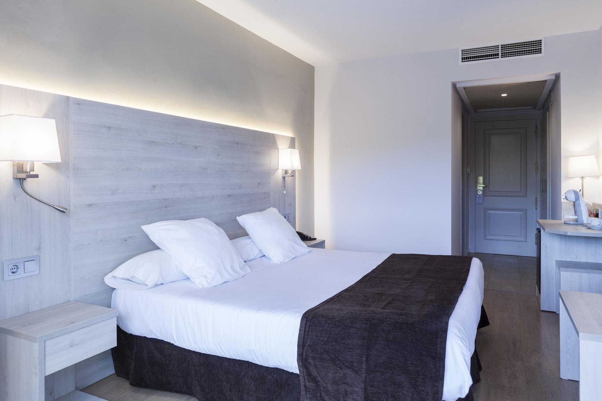 Hotel Helios Lloret Lloret de Mar Esterno foto
