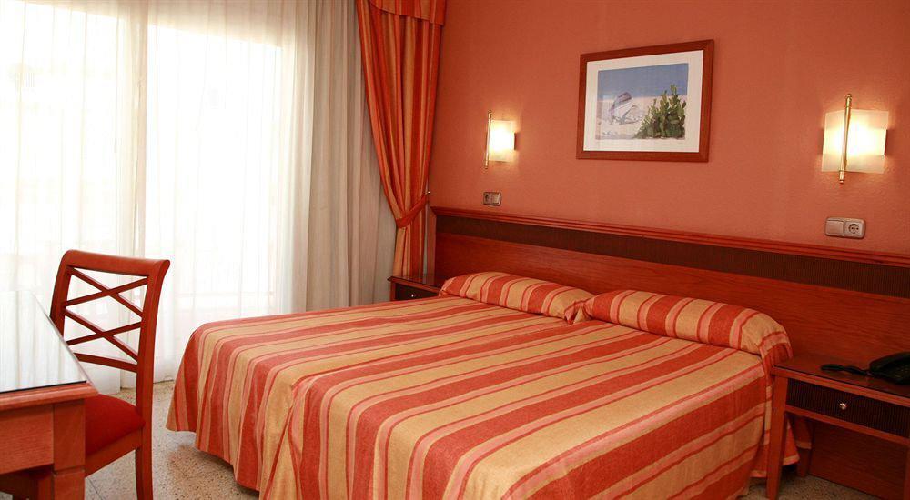 Hotel Helios Lloret Lloret de Mar Esterno foto