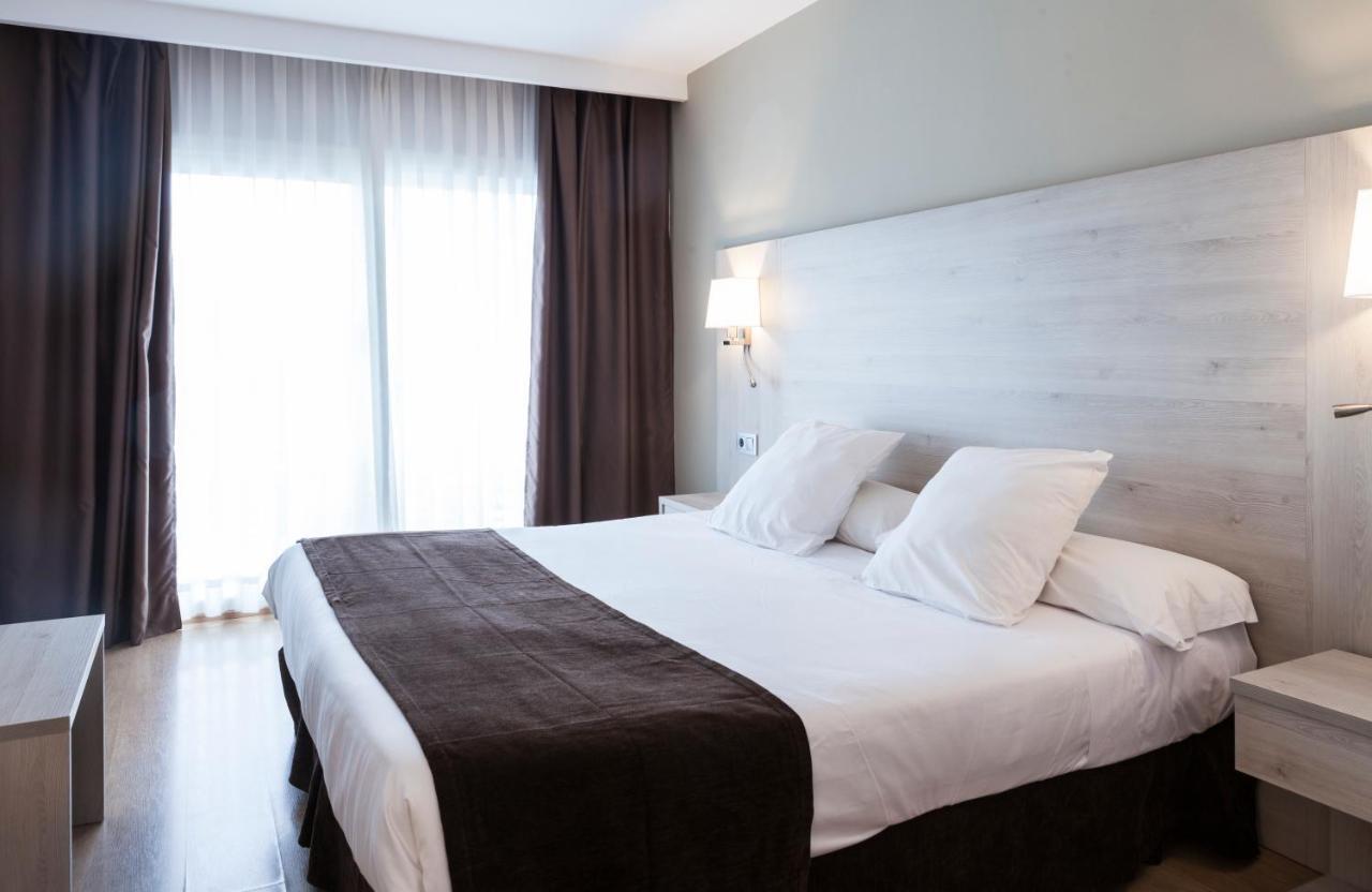 Hotel Helios Lloret Lloret de Mar Esterno foto